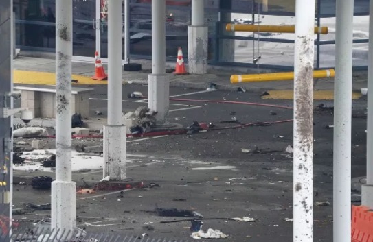 Vehículo que explotó en frontera de Estados Unidos era un carro bomba y dejó dos muertos