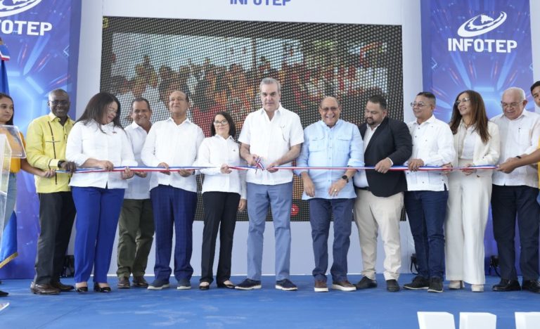Presidente Abinader encabeza inauguración de dos centros del Infotep en la provincia Santiago Rodríguez