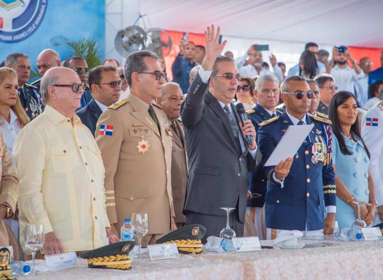 Presidente Abinader encabeza graduación cadetes Fuerza Aérea de la República Dominicana