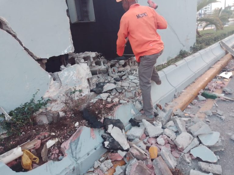 Obras Públicas explica causa  de caída de escombros en el túnel de la 27 de Febrero