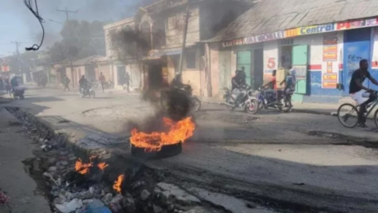 Se registran protestas en Haití tras llamado de Guy Philippe a la desobediencia civil