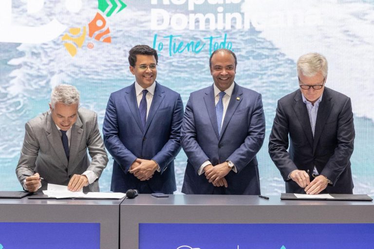 Formalizan acuerdo para construir dos hoteles en Punta Bergantín por más de 200 millones de dólares