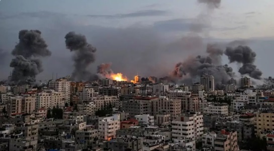 Más de 130 muertos en otra jornada de bombardeos en Franja de Gaza