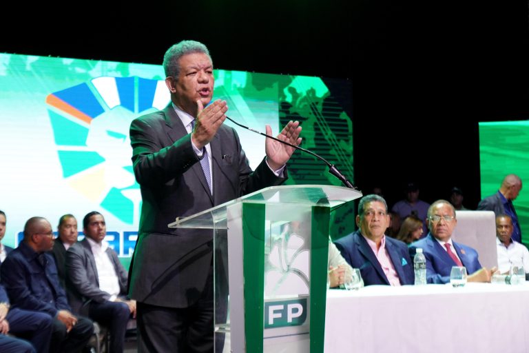 Leonel Fernández encabeza actividad alianza opositora GANAREMOS