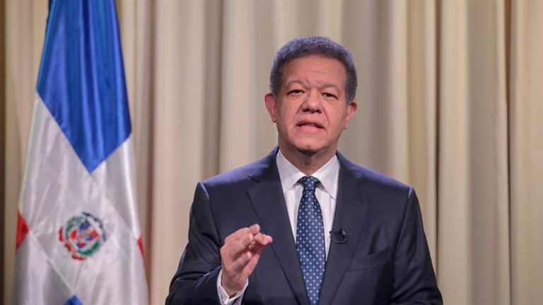 Leonel desenmascara a Abinader tras afirmar que el mandatario envió proyecto de Ley del DNI al Congreso en junio de 2021