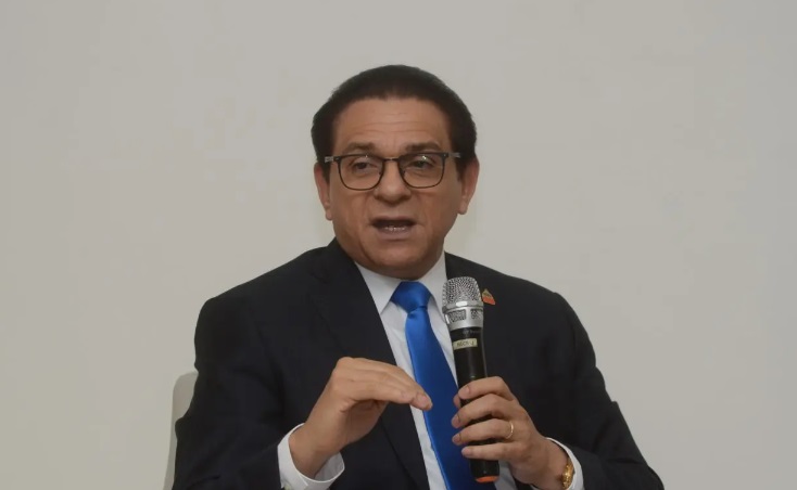 Ministro de Salud Daniel Rivera será candidato a senador PRM por Santiago