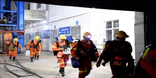 Ocho muertos y ocho desaparecidos tras explosión en una mina en el centro de China