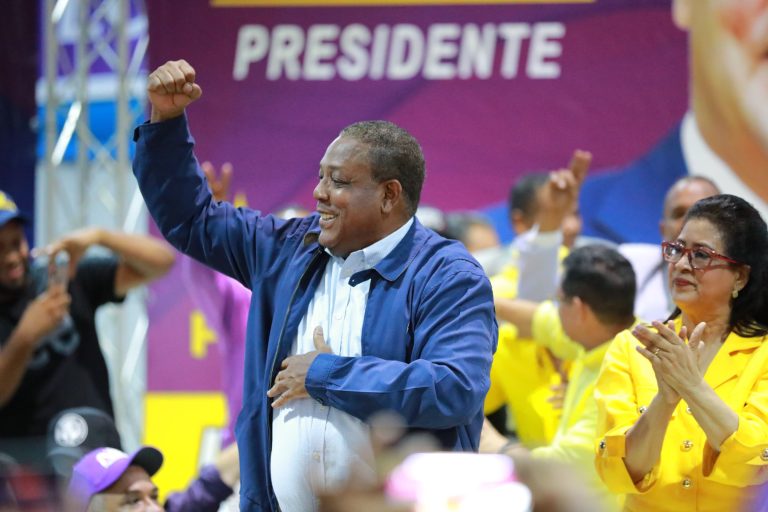 Vuelco en Los Alcarrizos: Yaco Alberty proyecta triunfo con 60.35 %