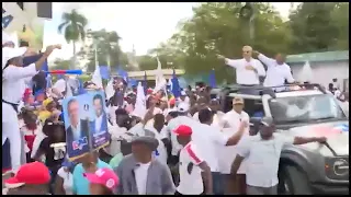 REPORTAJE- Abinader arrecia proselitismo en busca de votos para sus candidatos municipales