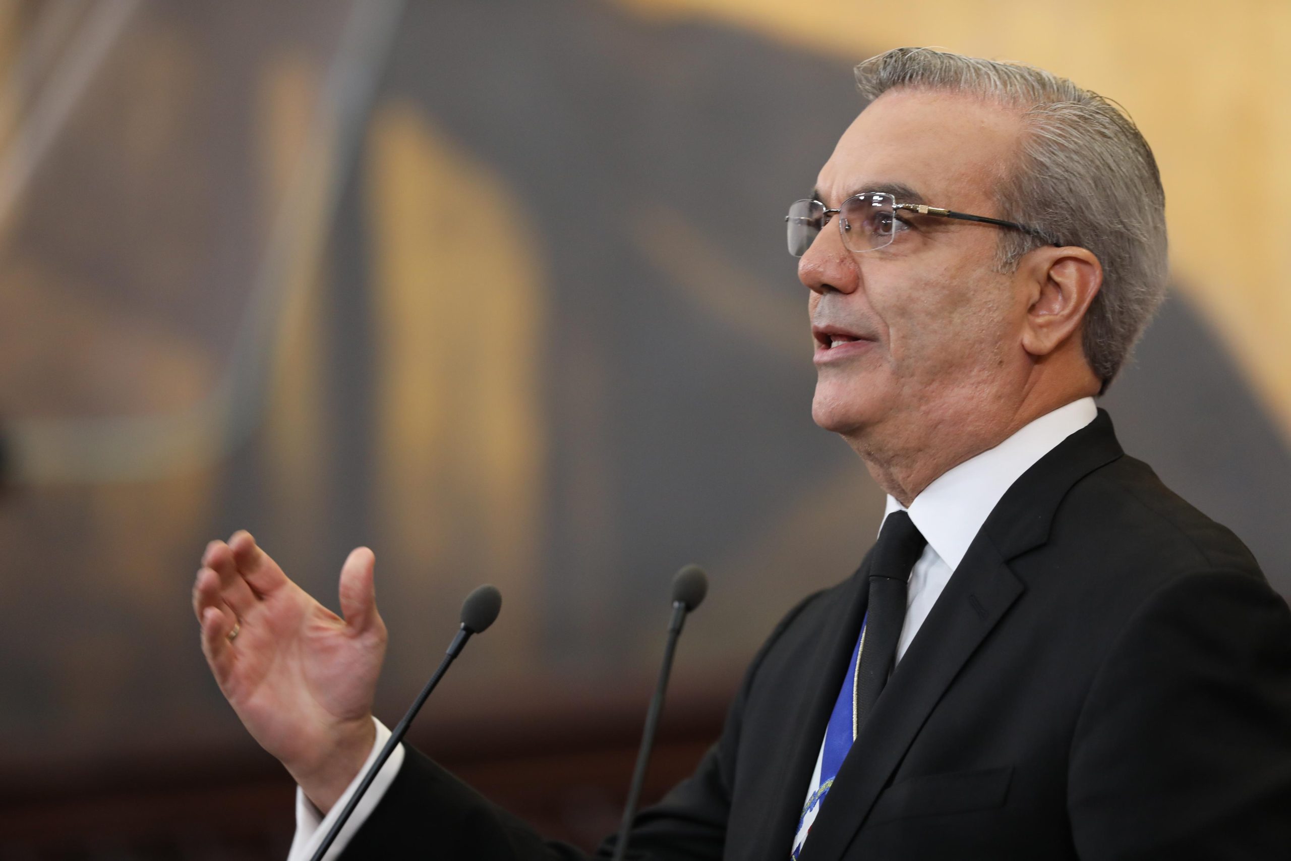 Abinader afirma que supera con hechos el olvido del sur en los pasados gobierno