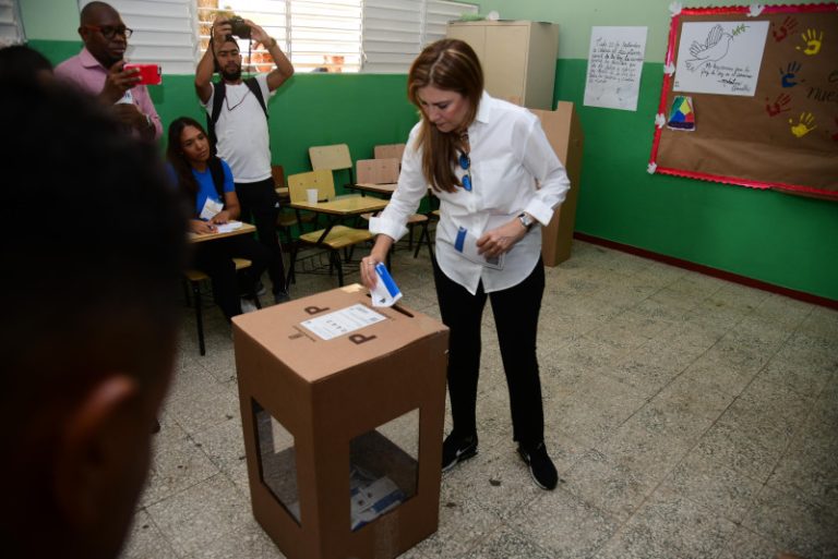 Alcaldesa Carolina Mejía votará a las 9:30 a.m. en el Archivo General de la Nación