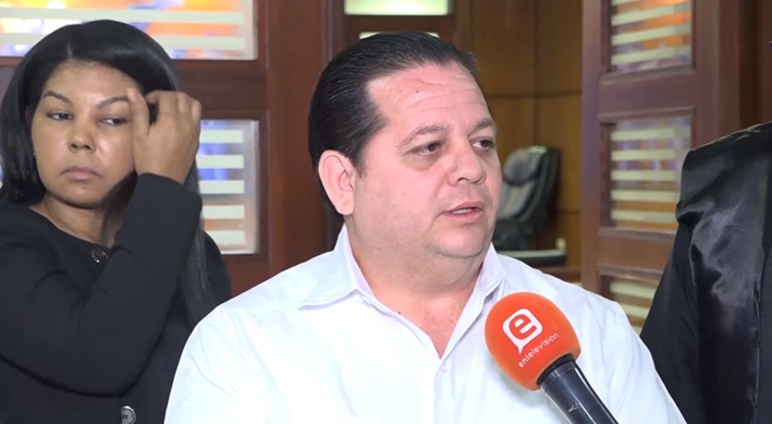 Declaran no ha lugar a favor de diputado Domínguez Gregorio acusado de golpear a mujer
