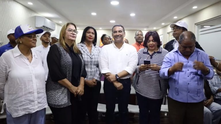 29 candidatos a regidores pasaron a apoyar a Luis Alberto Tejeda