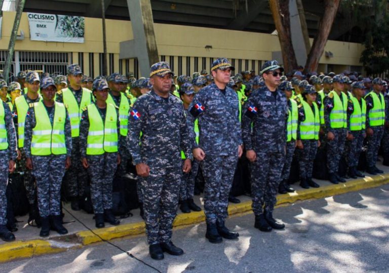 Policía orienta a sus miembros para la preservación del orden y la tranquilidad en elecciones municipales 2024