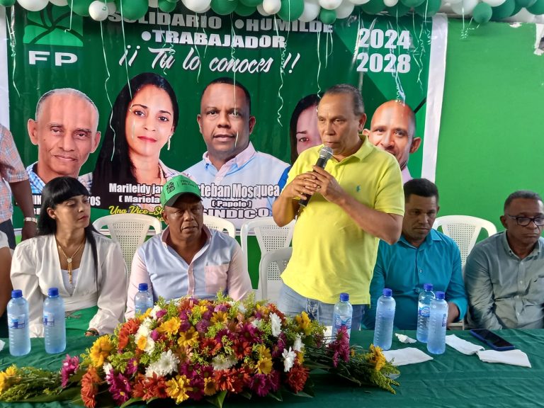 Radhamés Jiménez llama al pueblo a darle duro al PRM en elecciones municipales
