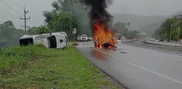 Yipeta impacta a camioneta de la Digesett y luego se incendia, en la autopista Duarte
