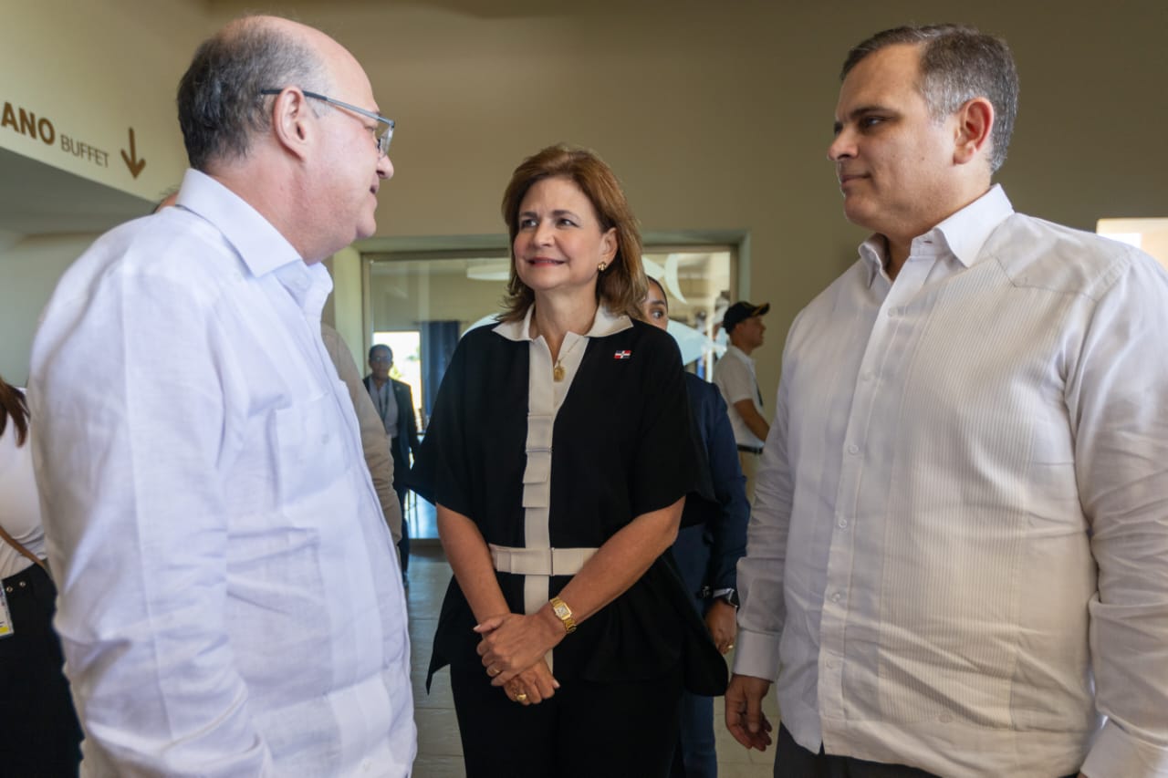 Vicepresidenta afirma en Asambleas del BID que RD y el Caribe están listos para asumir papel protagónico en actual contexto económico