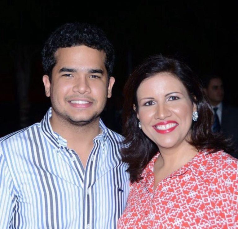 Margarita felicita a Omar: “¡Te amo! Estoy orgullosa de ti, un fuerte abrazo para ti y tu mamá”