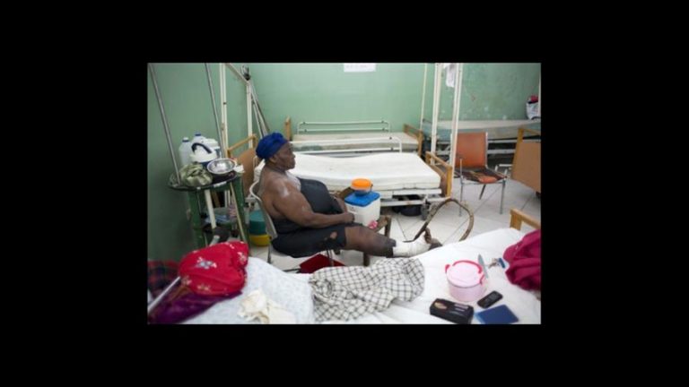 OMS advierte sobre la situación límite en Puerto Príncipe, bloqueada por mar y aire