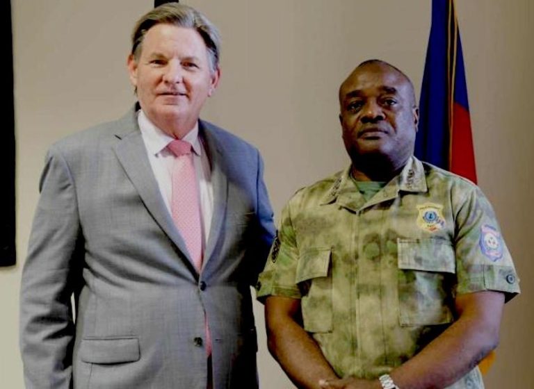 Estados Unidos ratifica decisión fortalecer la capacidad de la Policía de Haití