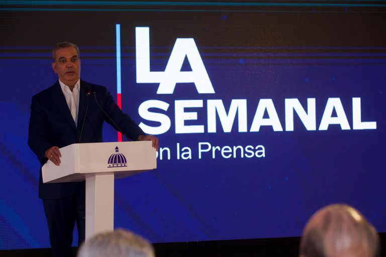 Presidente Abinader presenta realizaciones en educación, transporte, vivienda, salud e infraestructura de la provincia de Santiago