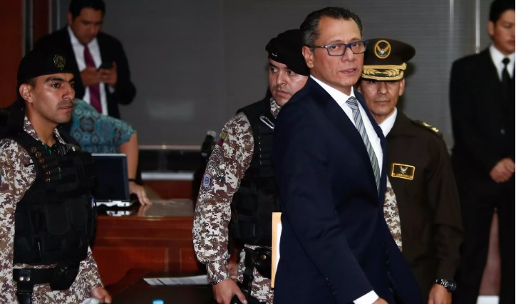 Exvicepresidente Glas sale del hospital y vuelve a cárcel de máxima seguridad de Ecuador