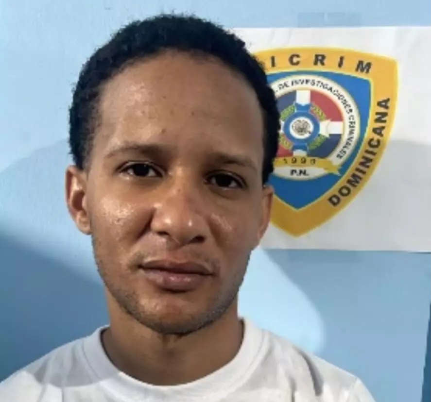 Someterán hombre que se hacía pasar por chofer de rutas para asaltar pasajeros en Santiago