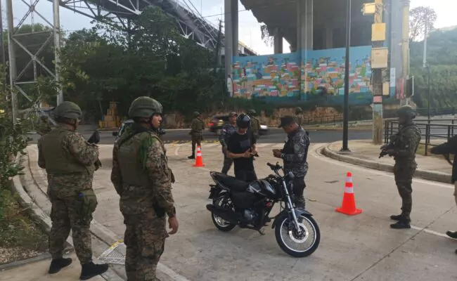 Fuerzas Armadas refuerzan operativo de seguridad ciudadana en Santo Domingo