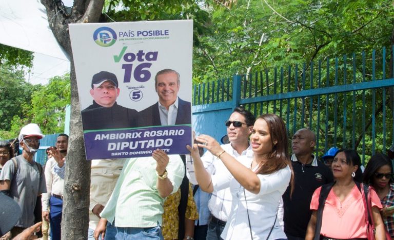 Alcaldía de Santo Domingo Norte inicia retiro de afiches y vallas