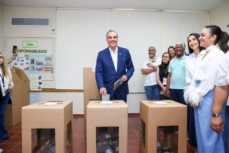 JCE: Abinader 59.24%, Leonel 26.9% y Abel 10.63%