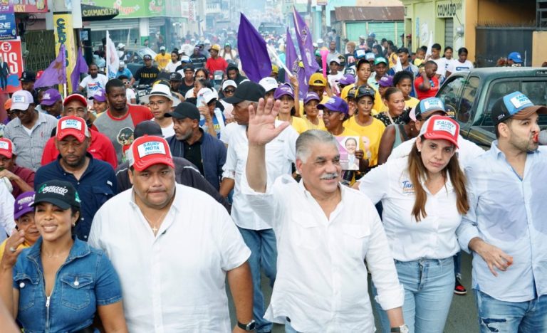 Miguel Vargas convoca a votar el domingo y honrar deber ciudadano
