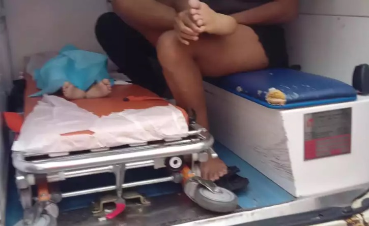 Encuentran un niño de 2 años ahogado en cañada en Santiago; en un descuido se le había escapado a su madre