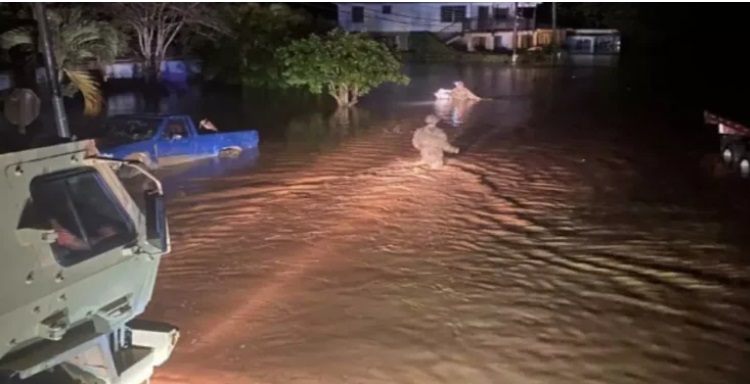 Declaran en alerta todo el norte de Puerto Rico por inundaciones repentinas