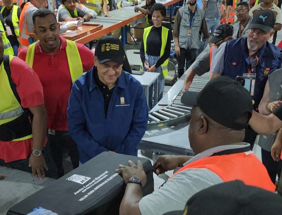 JCE concluye preparación materiales para elecciones