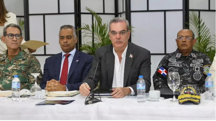 Presidente Abinader encabeza reunión de seguimiento al Plan de Seguridad Ciudadana