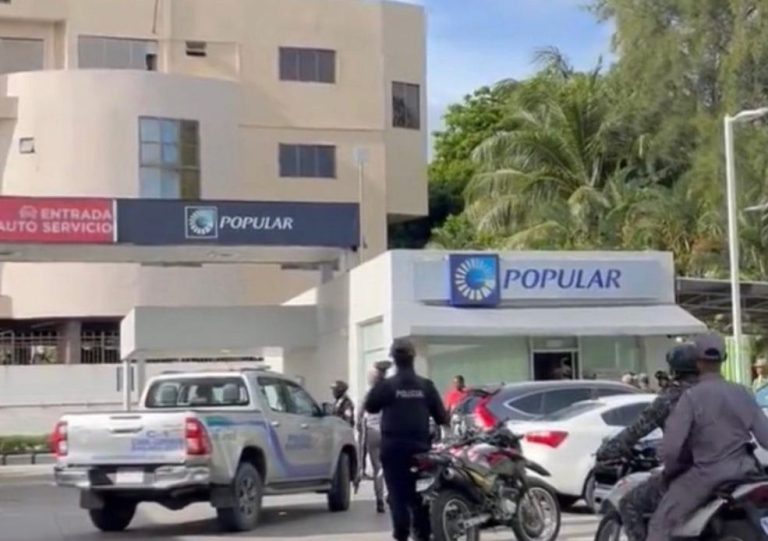 Asaltan sucursal del Banco Popular en el DN; no hubo heridos y suma robada está a determinar