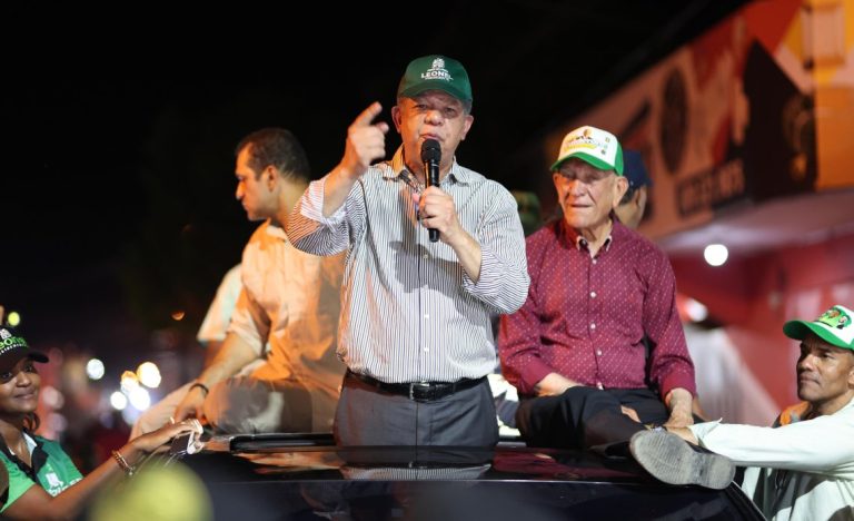 Leonel Fernández reporta gastos que superan los RD$375 millones en pasada campaña electoral