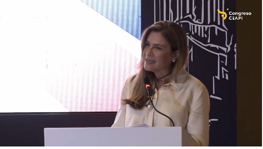 Carolina Mejía pondera en Cartagena, el rol y liderazgo de la mujer latinoamericana