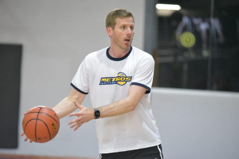 J.P. Clark lidera inicio de las prácticas de los Metros de Santiago