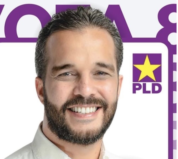 Excandidato a diputado por el PLD, Daniel Santos, renuncia de esa organización