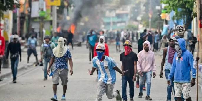 Bandas haitianas atacan tres veces una misma estación de la Policía