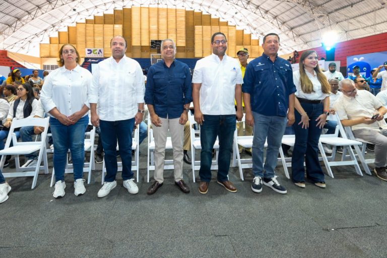 Banreservas realiza en San Cristóbal su cuarta jornada Bancarizar es Patria