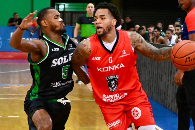 Leones se apoyan en defensa para vencer a los Soles