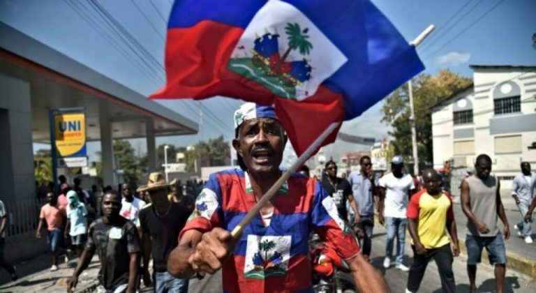 Interior y Policía niega que haya autorizado marcha de haitianos en RD