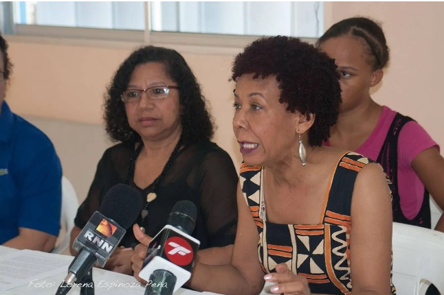 Feministas critican Ministerio de Salud haya suspendido programa sobre Igualdad y Equidad de Género