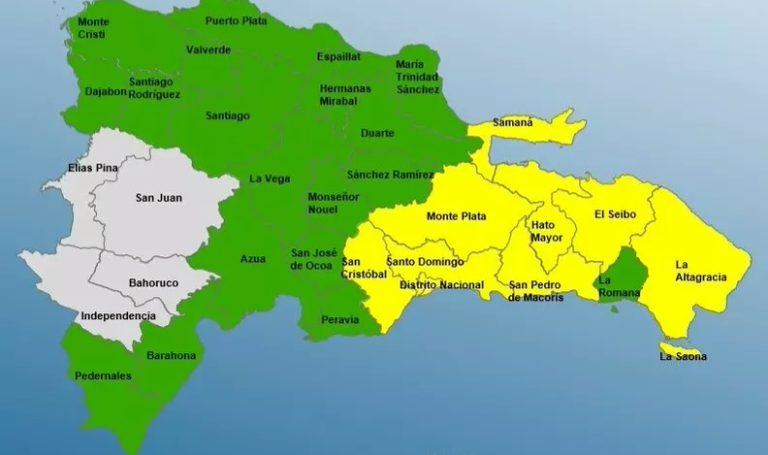 COE incrementa a 28 las provincias en alerta por vaguada y onda tropical
