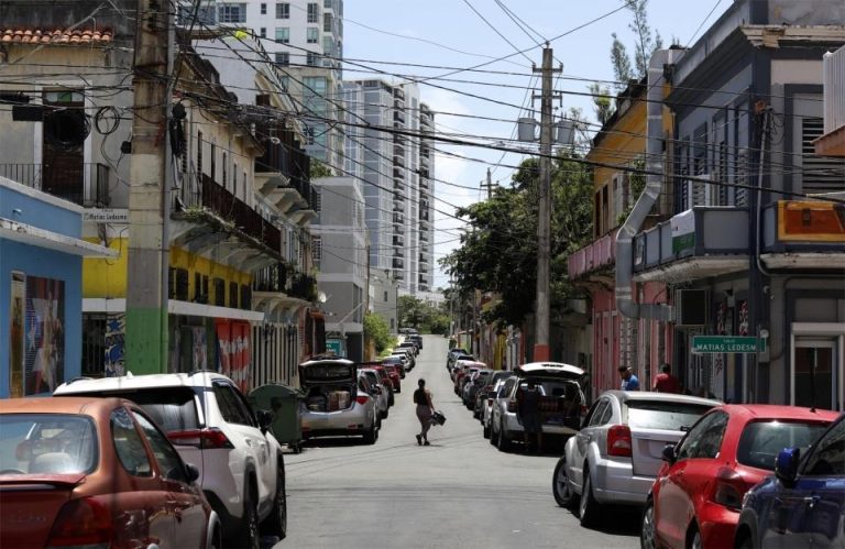 Una nueva avería deja sin luz a alrededor de 186.000 clientes en Puerto Rico