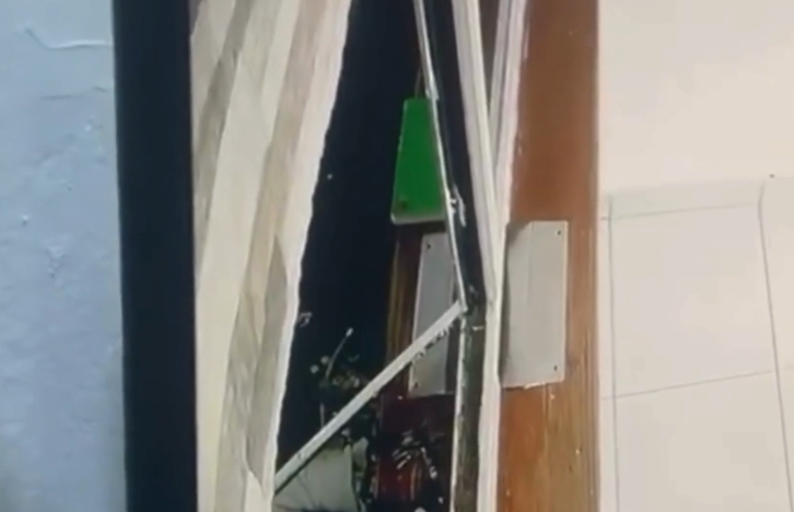 Atracan casa de cambio en Los Mameyes; atracadores hieren encargadon