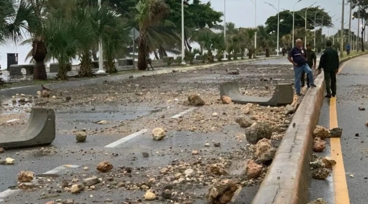 El huracán Beryl causa daños mínimos en el país