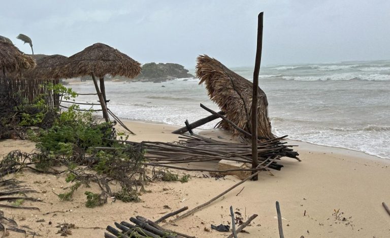 Beryl se degrada a tormenta tropical sobre la Península de Yucatán y amenaza a Texas